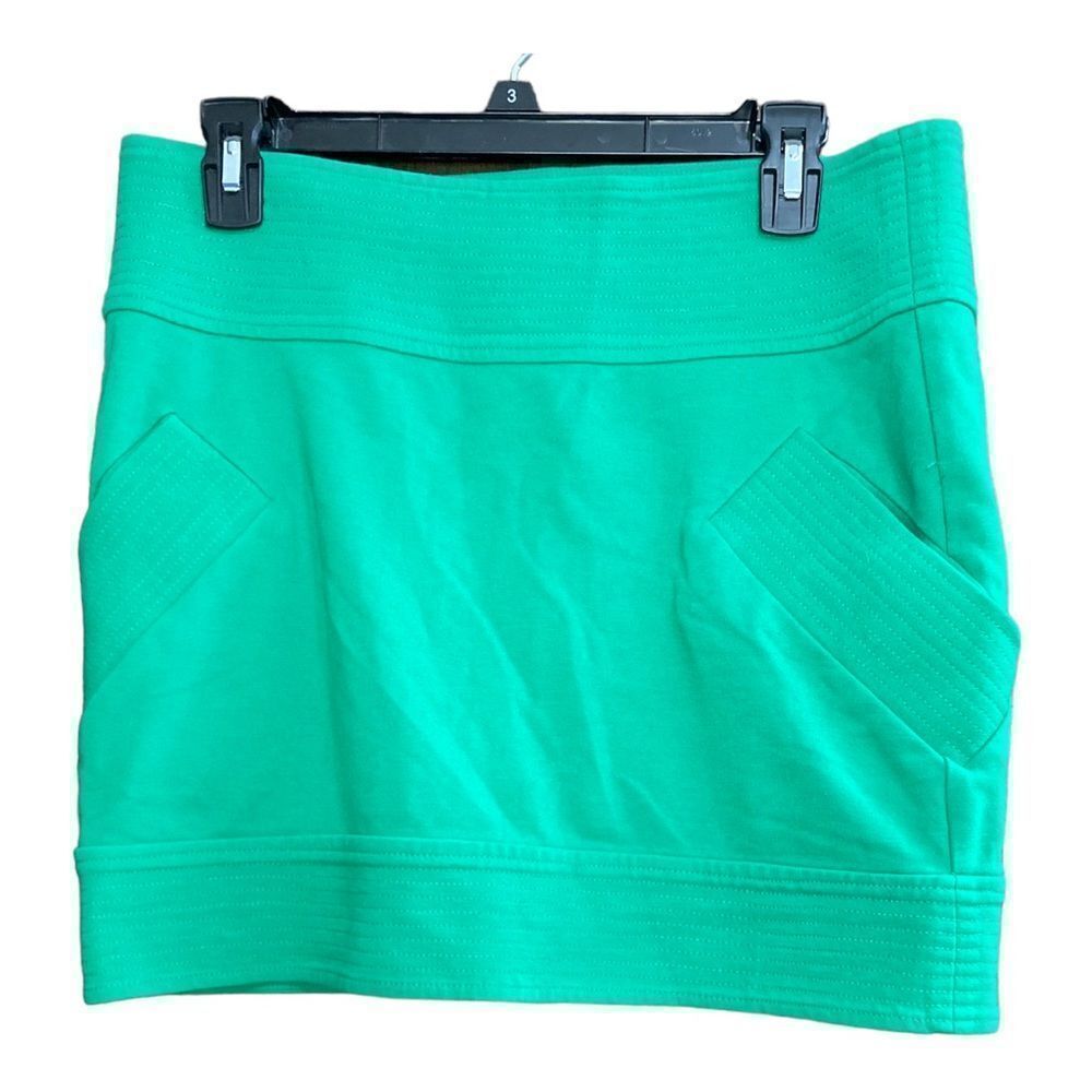 Diane Von Furstenberg Green Mini Skirt Size 8 Pockets
